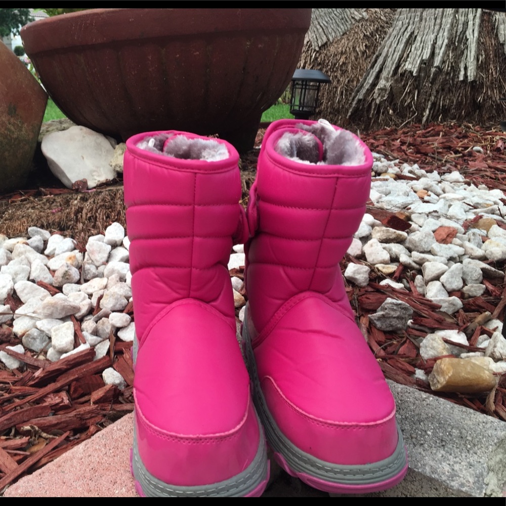 KHOMBU BOOTS